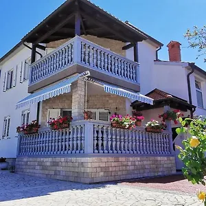 Mila-casa Bianca Apartment